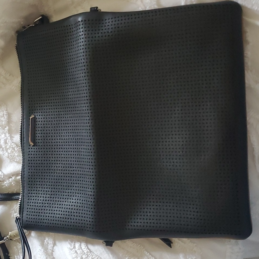 S & D Waverly Crossbody Clutch - Picture 4 of 5